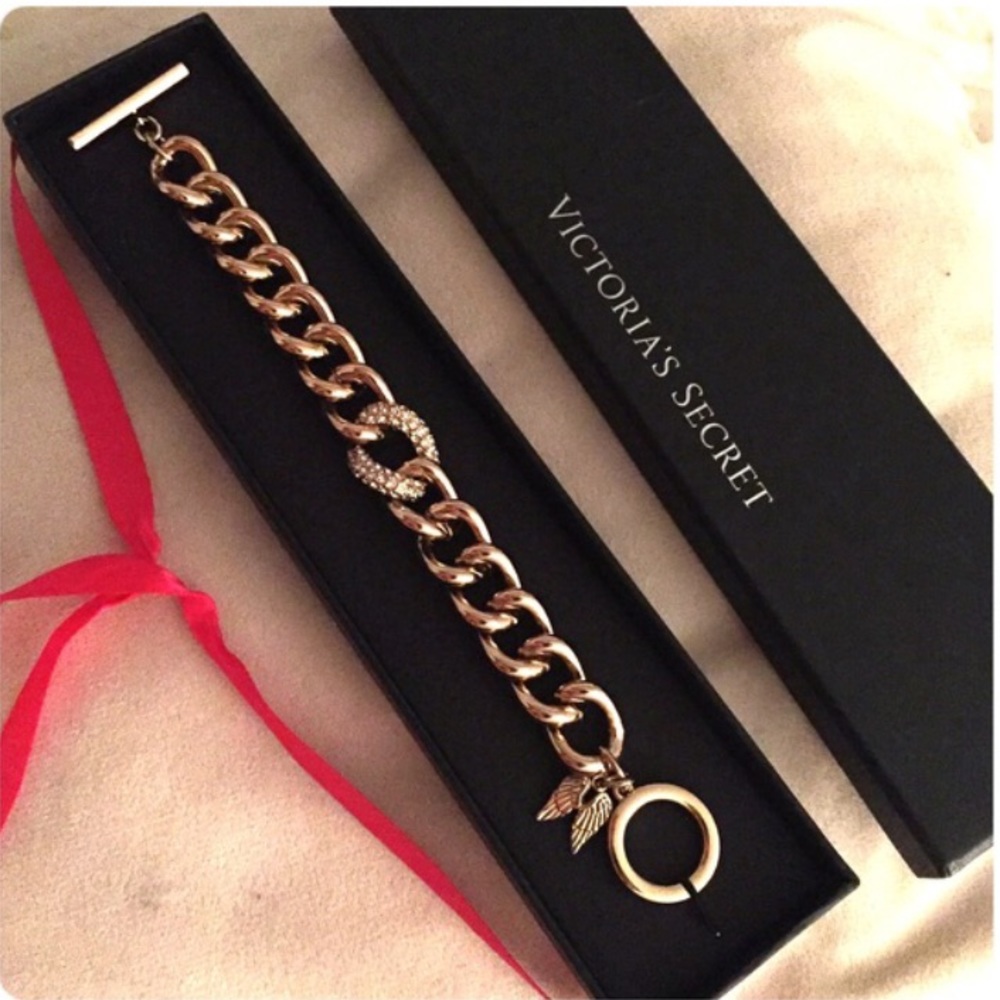 VS bracelet